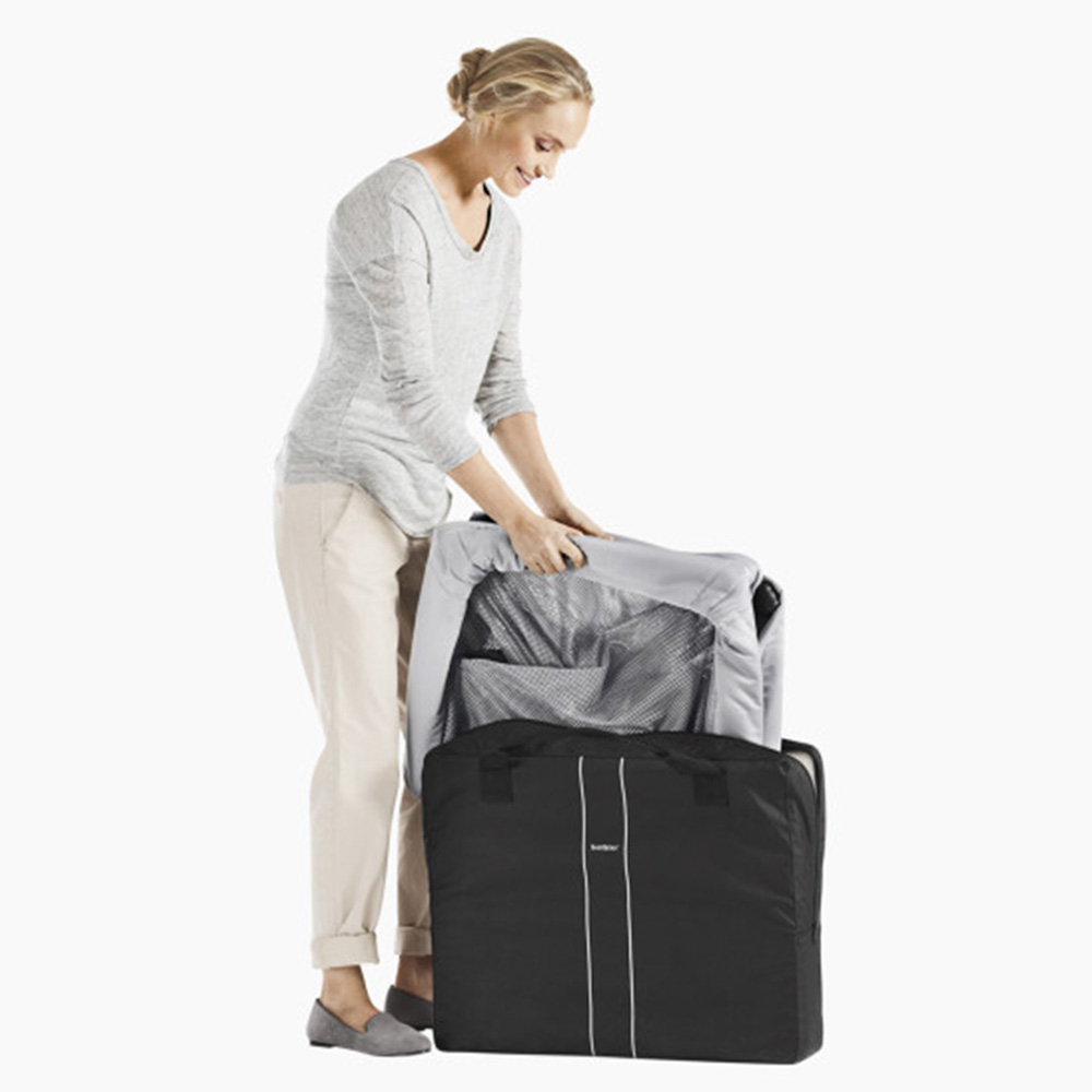 بيبي بيورن - مهد المواليد للسفر لايت - فضي