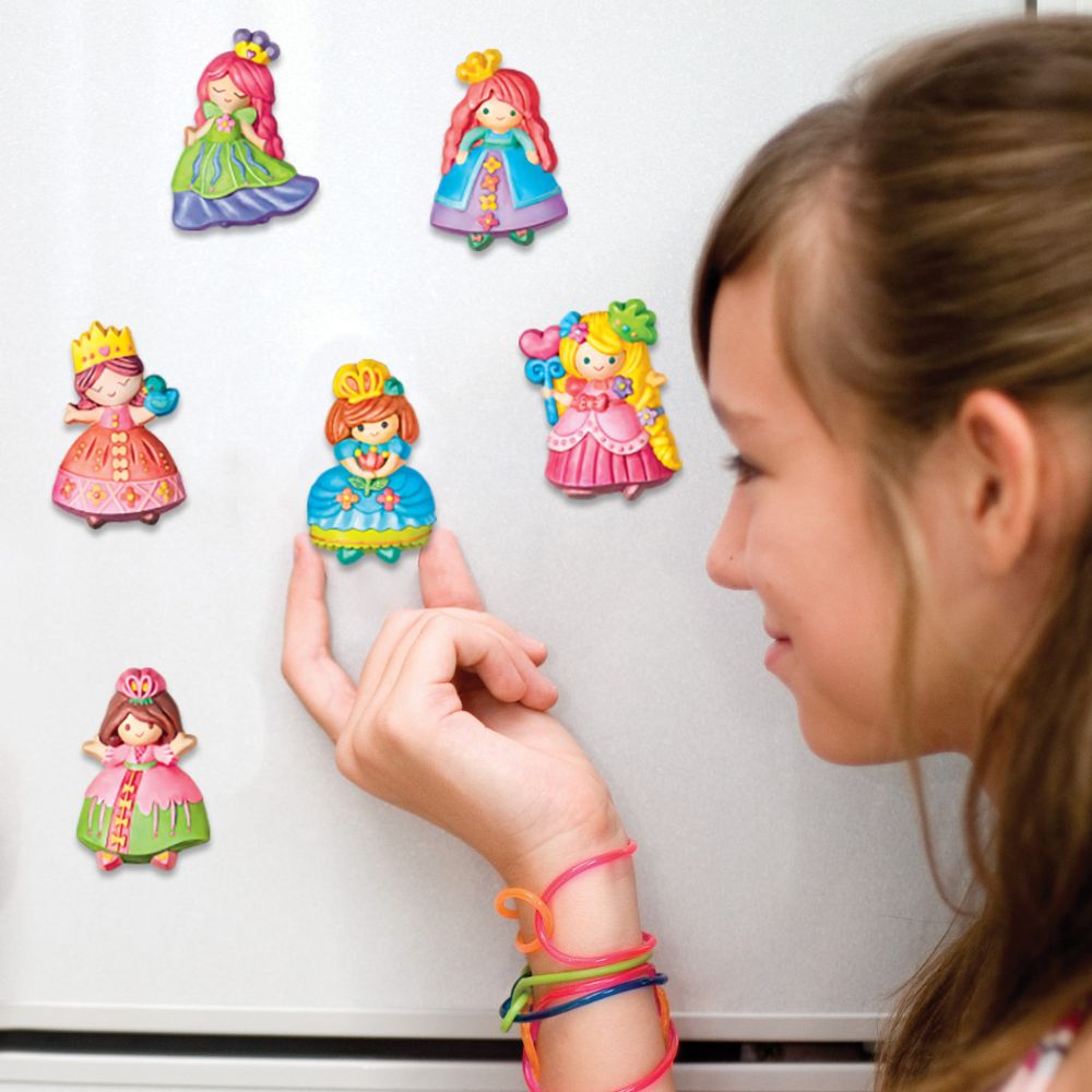 4 ام - مجموعة التشكيل والتلوين - أميرة لامعة