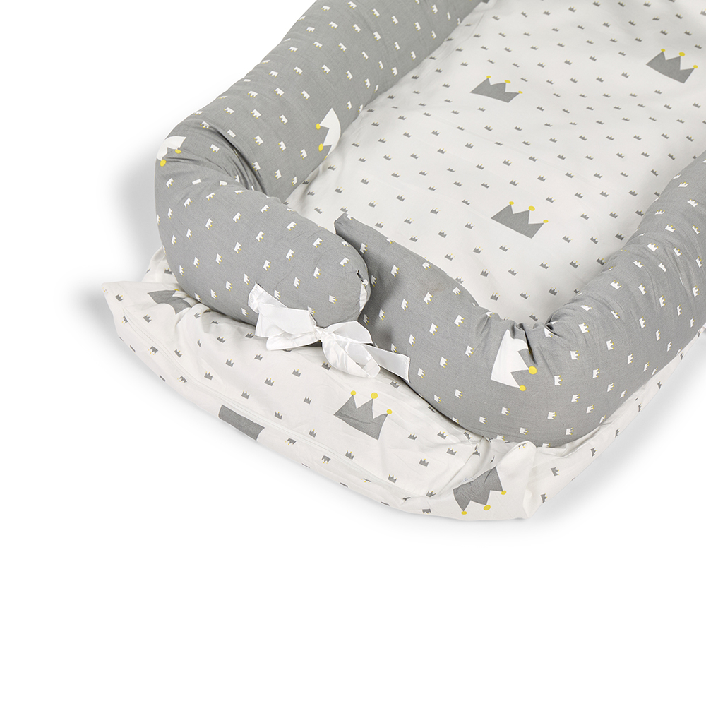 Bumble & Bird Portable Baby Nest & Lounger with Pillow Crown