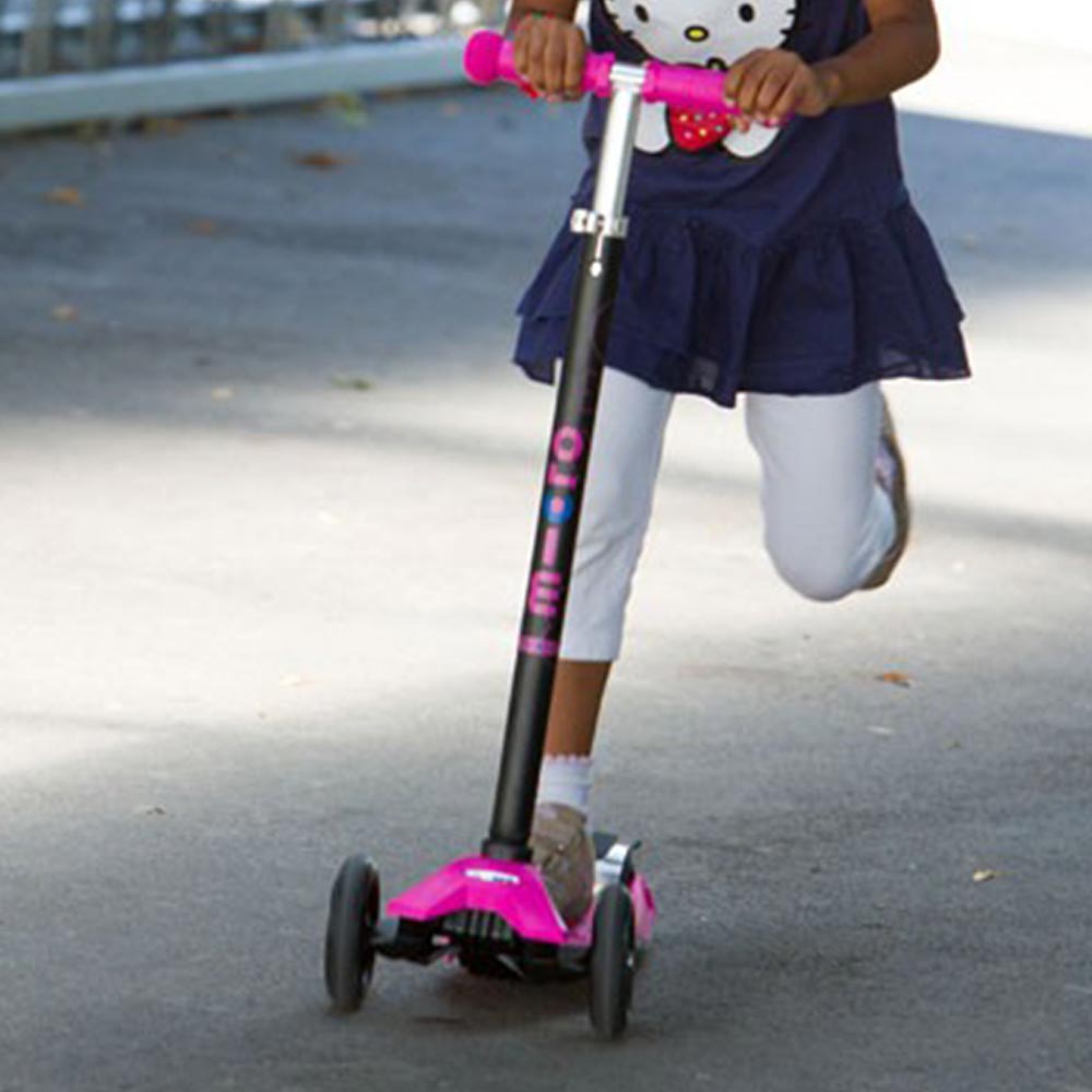 سكوتر مايكرو ماكسي - وردي