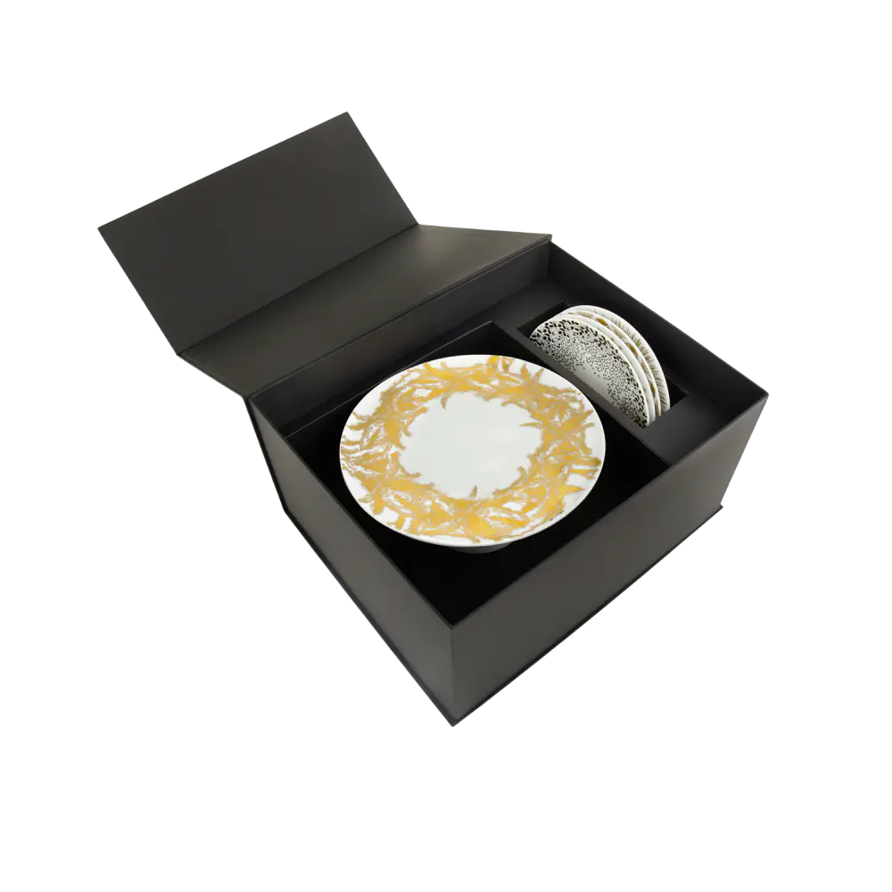 Silsal - Razan Alazzouni Giftbox Tamrah Cake Stand & 4 Dessert Plates
