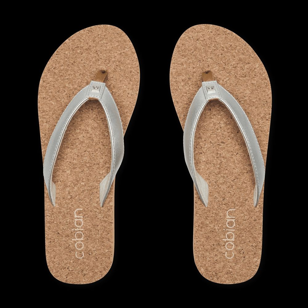 Cobian - Women's Capri Bounce Flip Flop - Silver