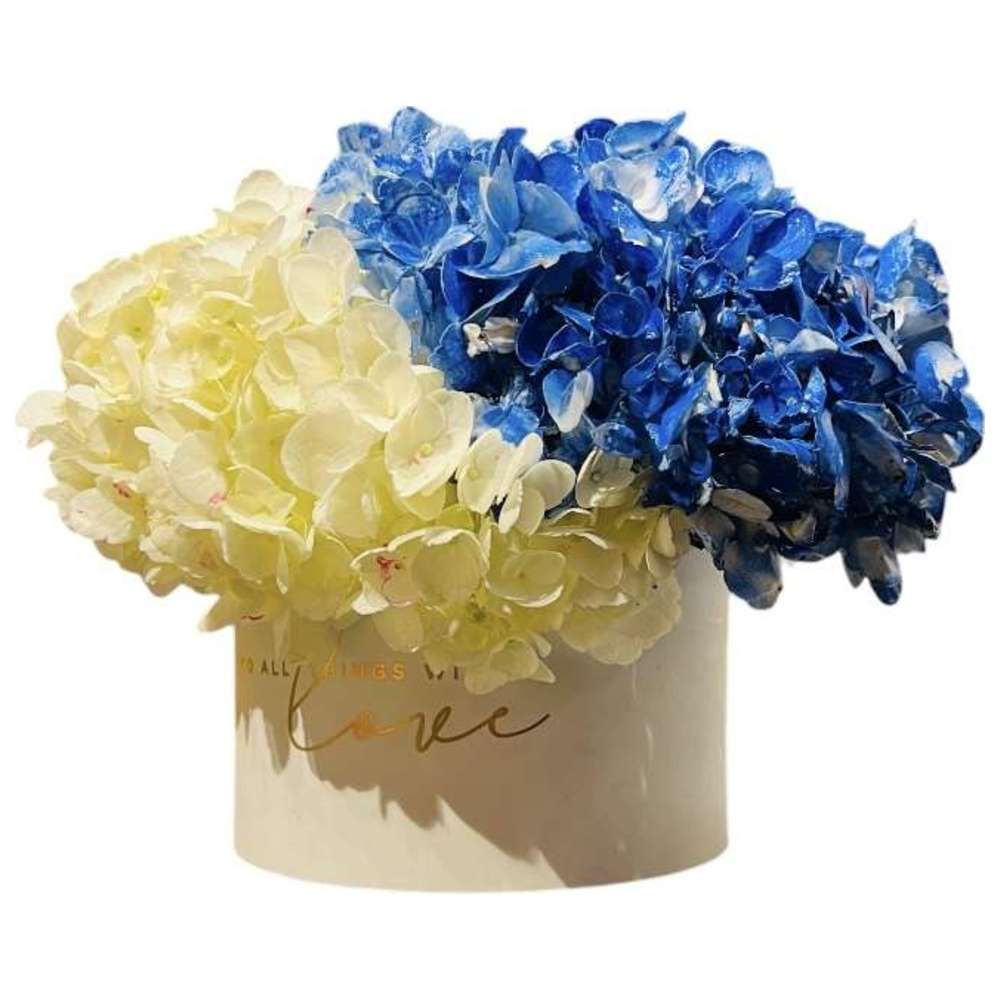 RR Luxury Flowers - Botanica Hydrangea Flower Bouquet - Blue/White