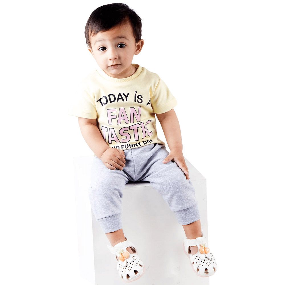 Prokids - 2pc-Set - Printed Tee And Trousers - Yellow