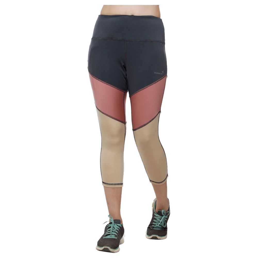 Studioactiv - Cloud Capri Curvy - Shades Of Grey