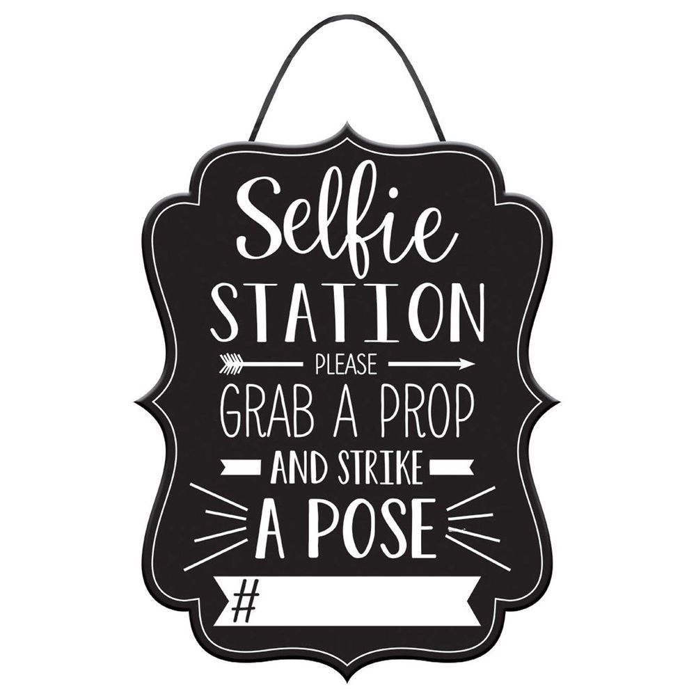 Amscan - Graduation Photo Booth Sign - Black
