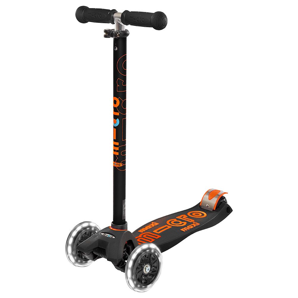 Micro - Kickboard Maxi Deluxe Black/Orange LED