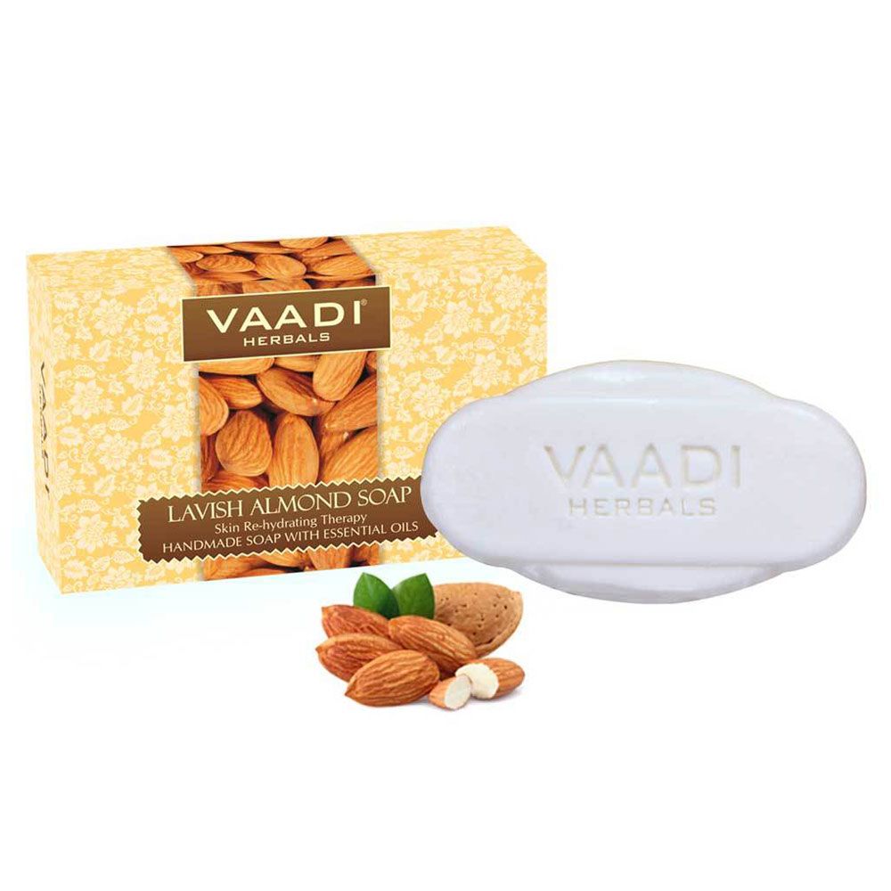 VAADI HERBALS - Almond and Honey Soap with Aloe Vera - Green