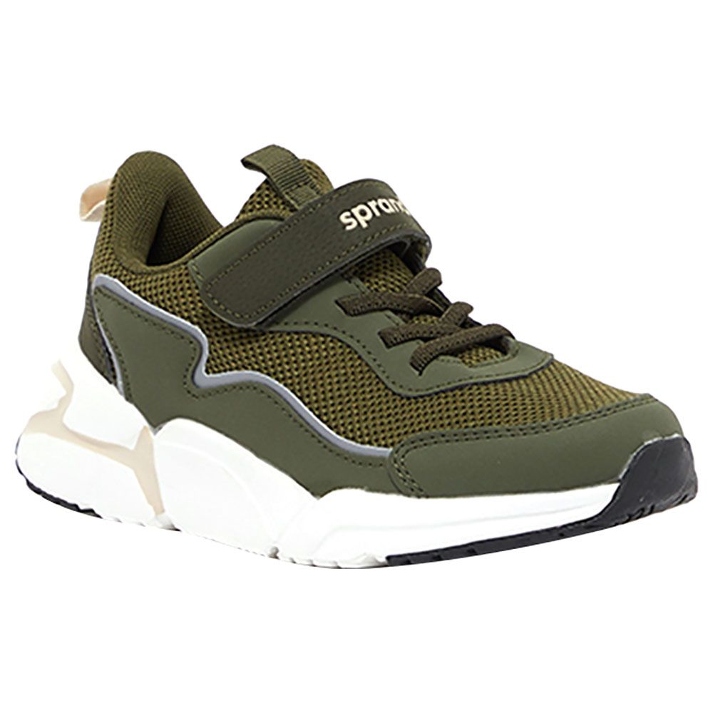 Green deals casual sneakers