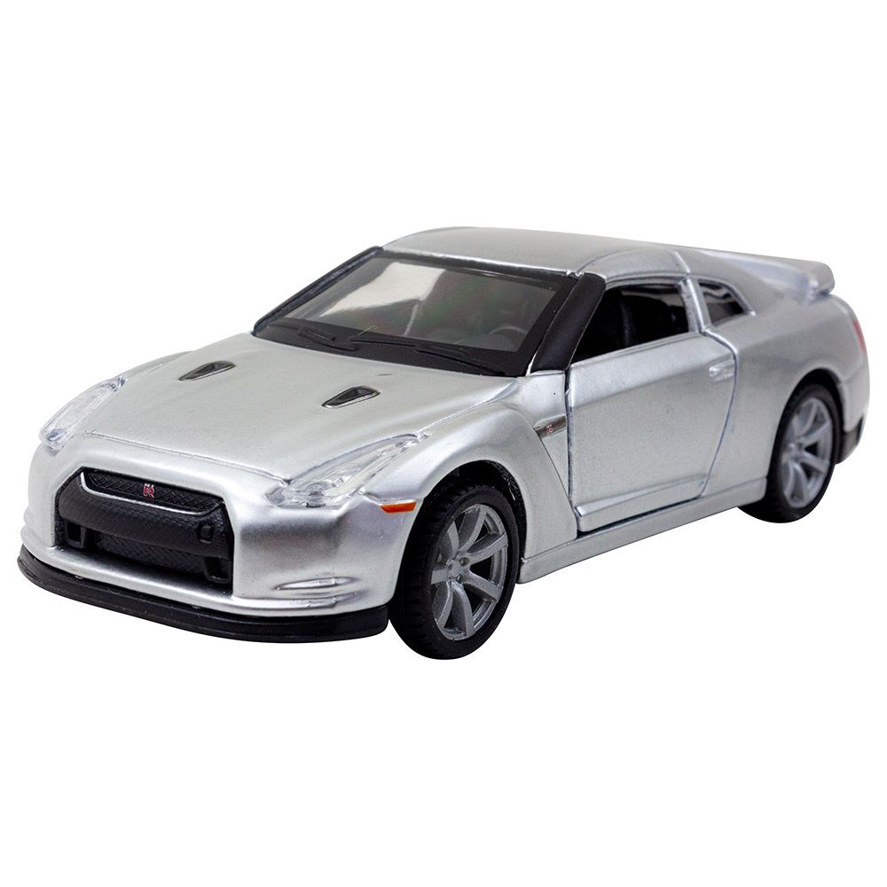 Maisto nissan gtr cheap