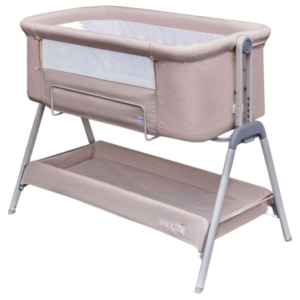 Bassinet with storage clearance underneath