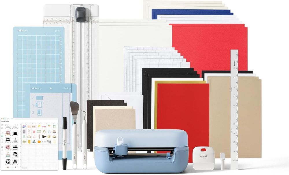 Cricut - Joy 2 Cutting Plotter Essential Bundle - Multicolor