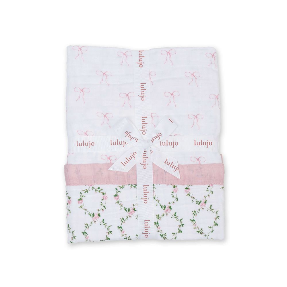 lulujo - Bows & Rose Trellis Dream Blanket