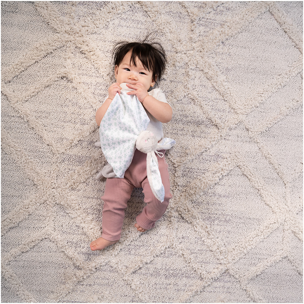 Infantino - Pacipal Teether Blanket - Puppy Grey