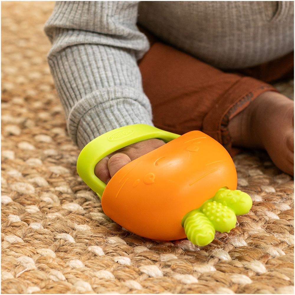 Infantino - Handy Dandy Teething Mitt