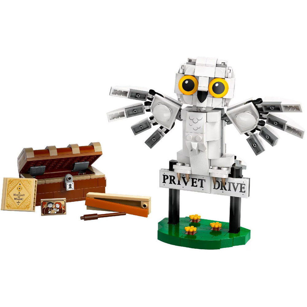 Lego - Hedwig At 4 Privet Drive Building Set - 337 Pcs