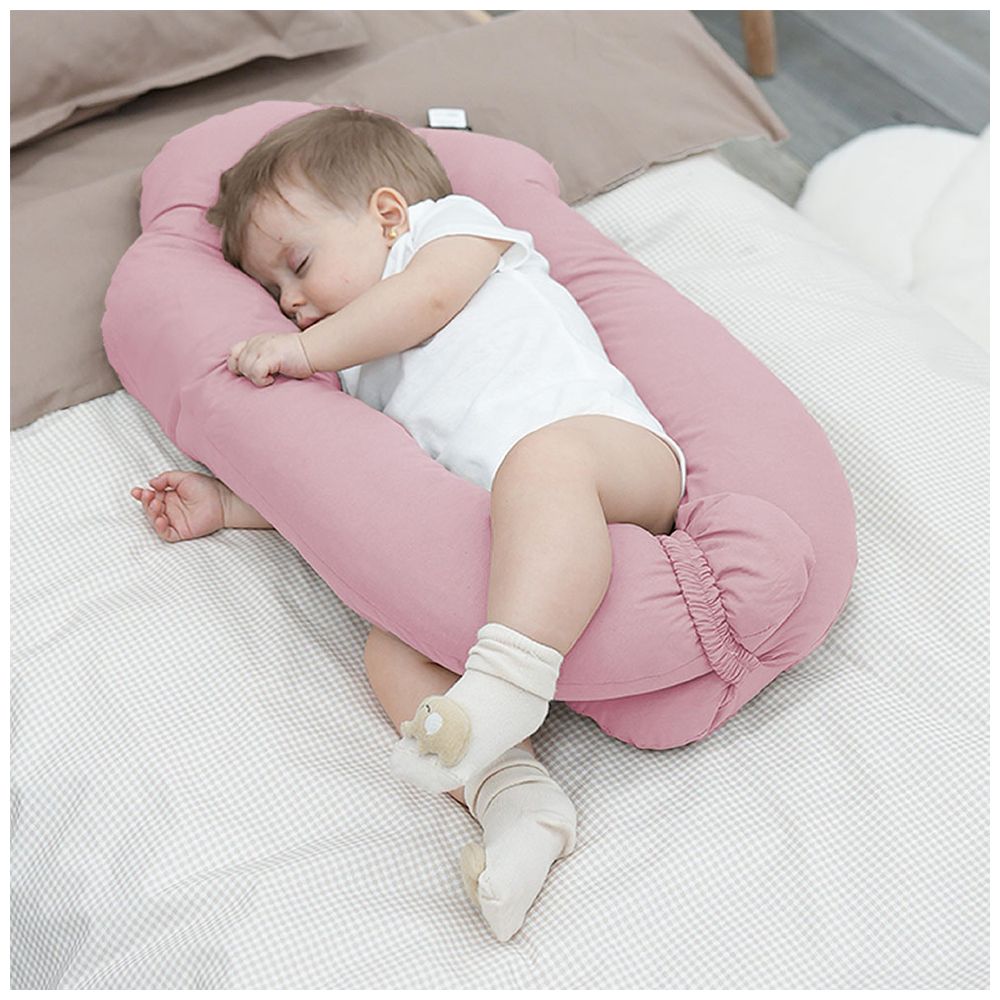 Bibena Nova 2-In-1 Huggable Pillow