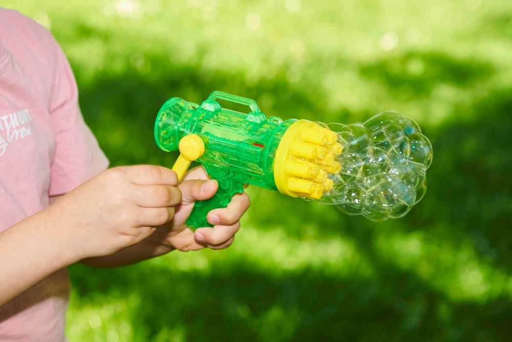 Simba - Bubble Fun - Bubble Gun W/ Crank