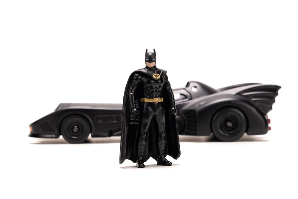 Jada - 1/24 1989 Batmobile Car With Batman Figure