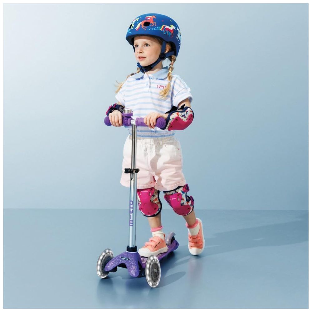 Micro Mini Deluxe Fairy Glitter LED Manual Scooter