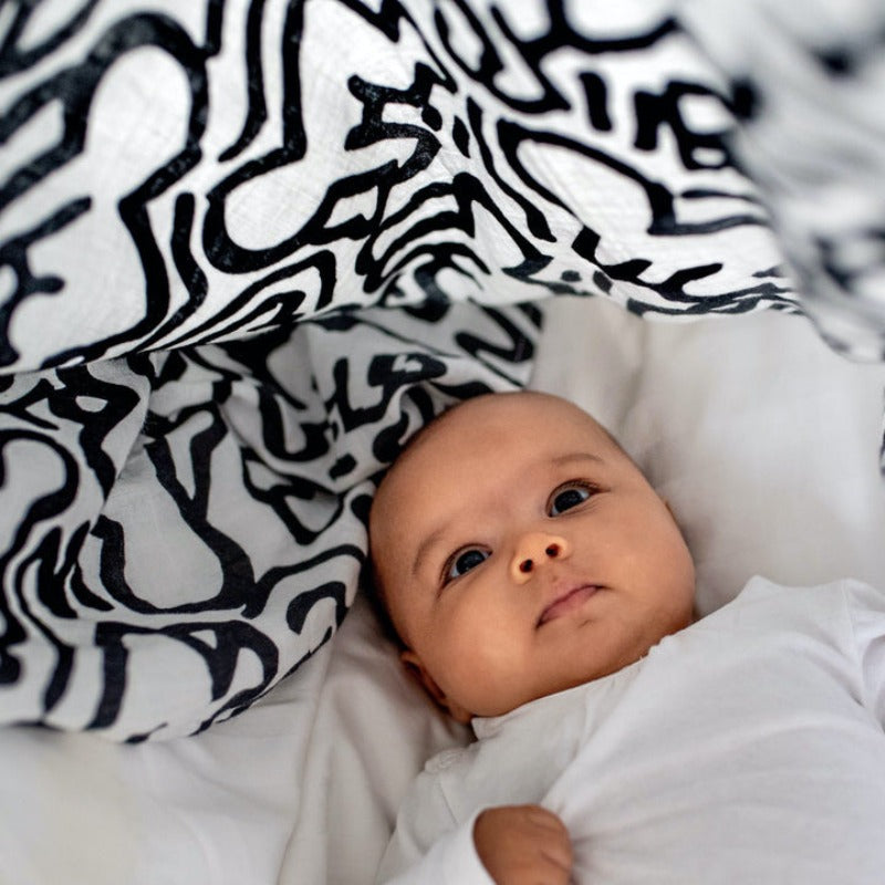 Etta Loves - Keith Haring Sensory Muslin Burp Cloth - 2pcs