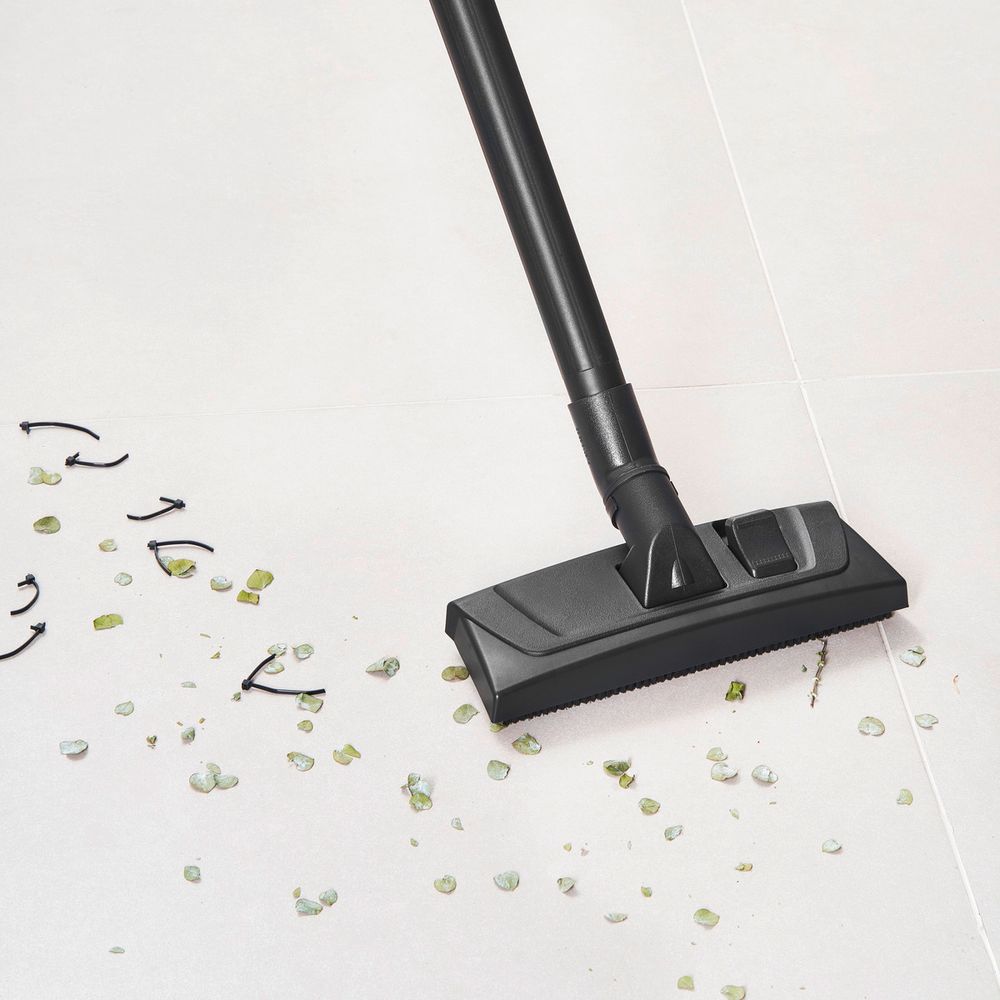 Karcher Canister Vacuum Cleaner DVAC 2200 - Black