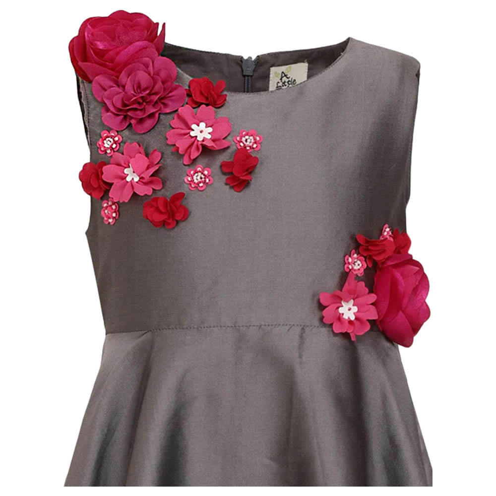 A Little Fable Scallop Hem Sleeveless Dress - Grey
