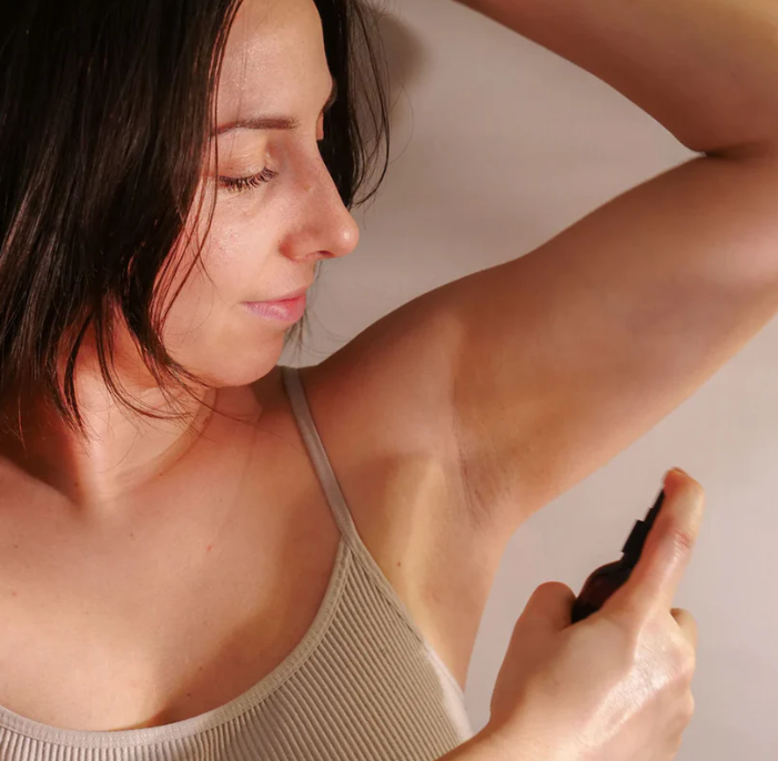 ناجل - بخاخ مزيل عرق طبيعي منعش بحجر الشب - 125 مل