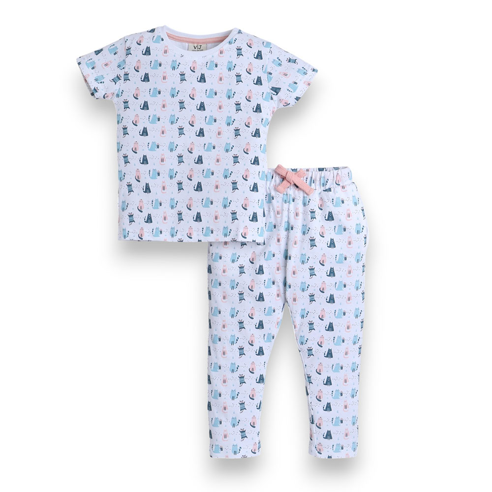 Victor and Jane Girl's All-over Cats Printed Pyjama Set - Multicolor