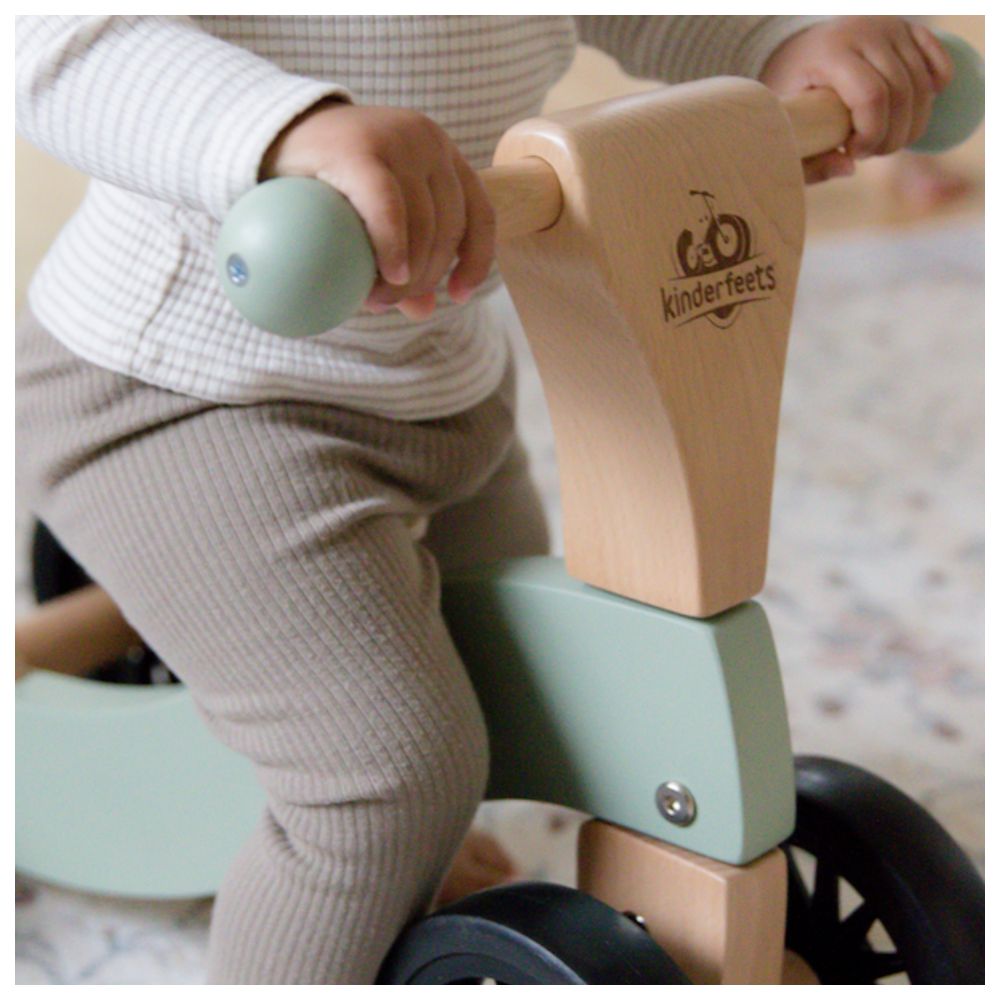Kinderfeets - Tiny Glider With Helmet - Matte Silver/Sage