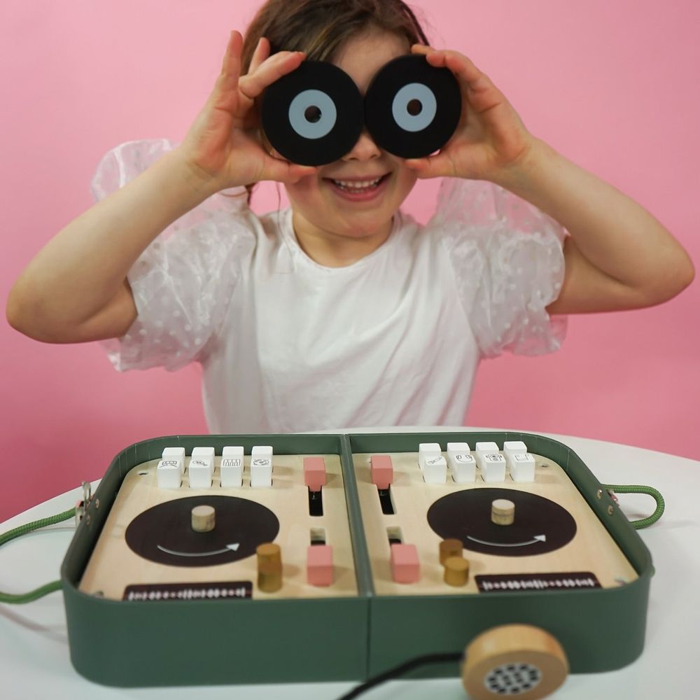 Jabadabado Portable Toy DJ With Bag - Multicolor