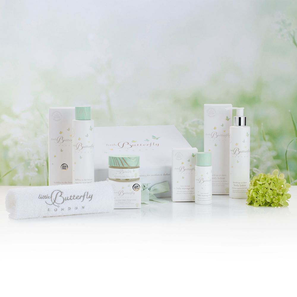 Little Butterfly London - The Luxury Organic Baby Gift Box Pack of 4