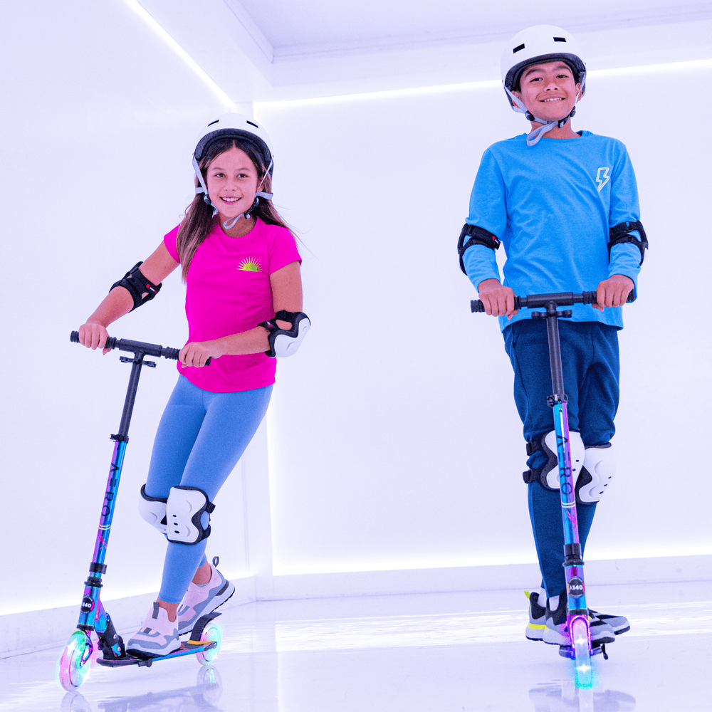 AERO MOBILITY - A140 Kids Foldable Scooter - Chrome