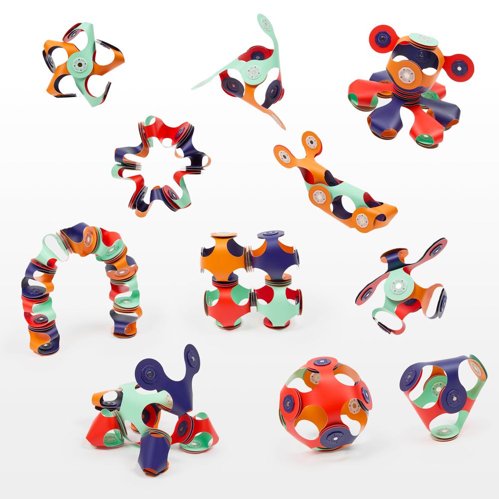 Clixo - Tiny & Mighty Magnetic Building Toy Set - Space - 9 Pcs