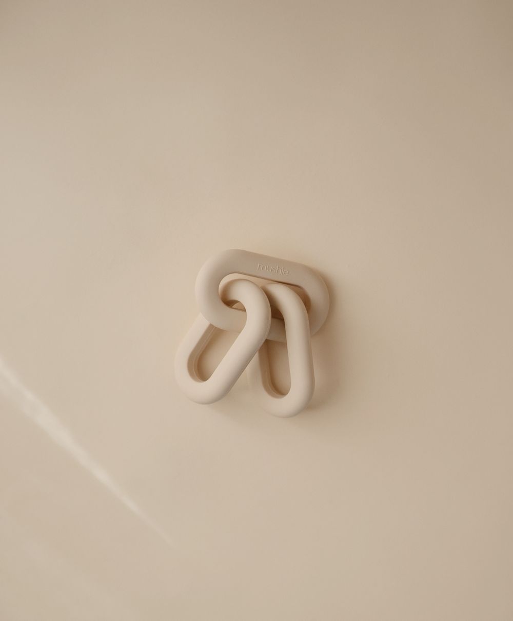 Mushie - Links Teether - Shifting Sand