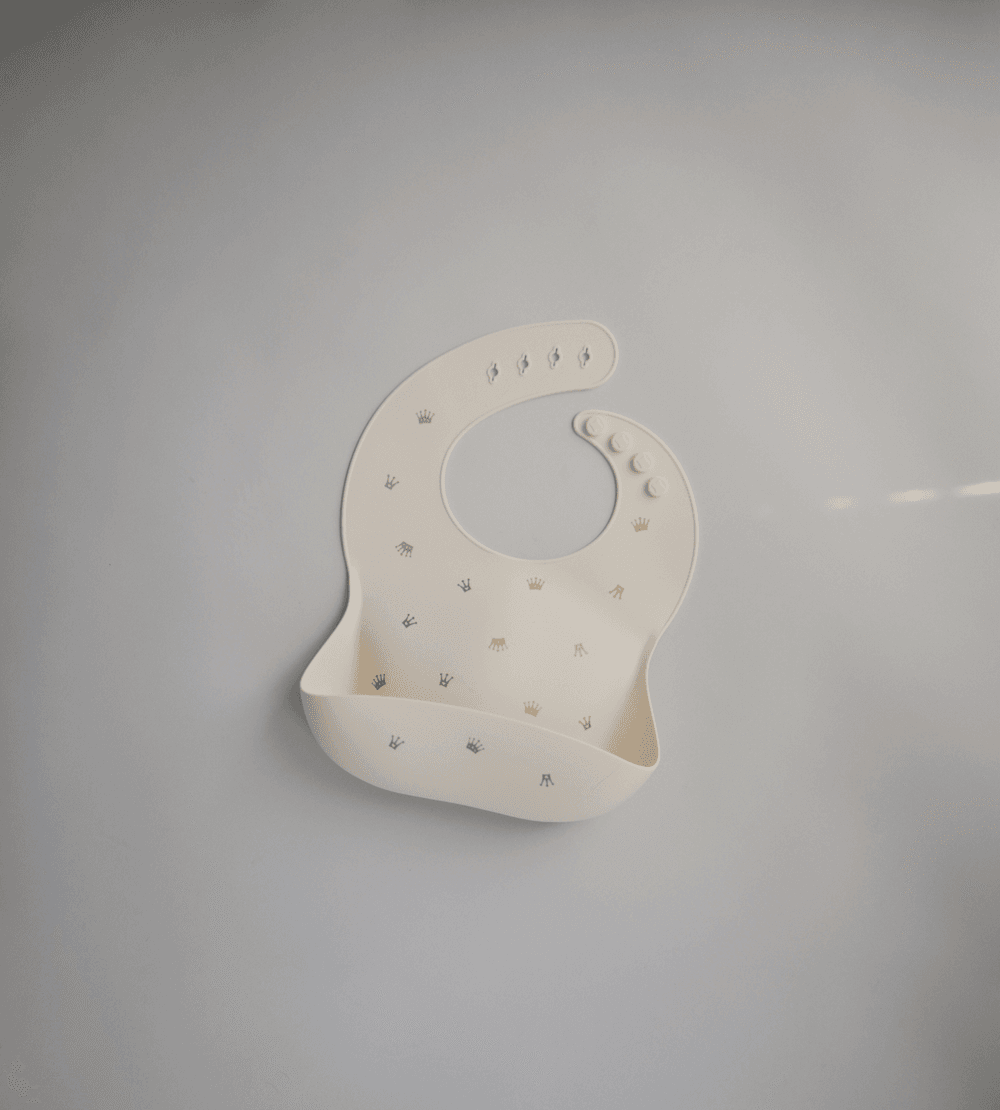 Mushie - Silicone Bib - Crowns