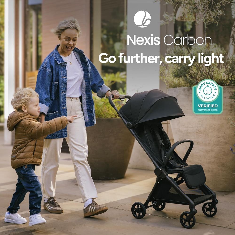 عربة الأطفال Mompush - Nexis Carbon فائقة الخفة للسفر