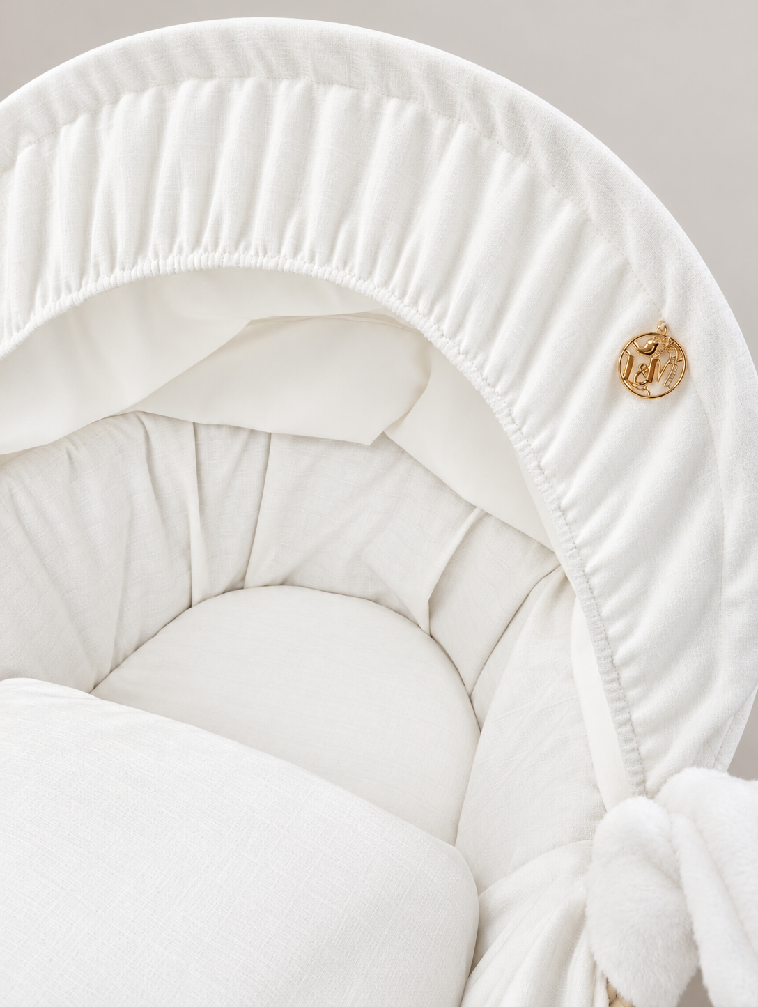 Luca & Mia - Sweet Dreams Moses Basket With Stand - White