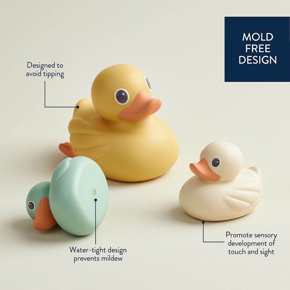 Itzy Ducky - Family Floating Rubber Ducks - 3pcs