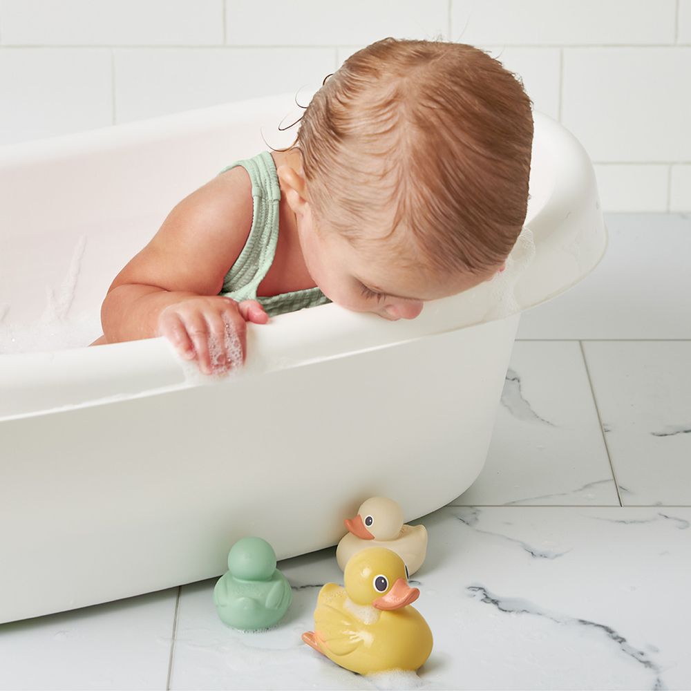 Itzy Ducky - Family Floating Rubber Ducks - 3pcs