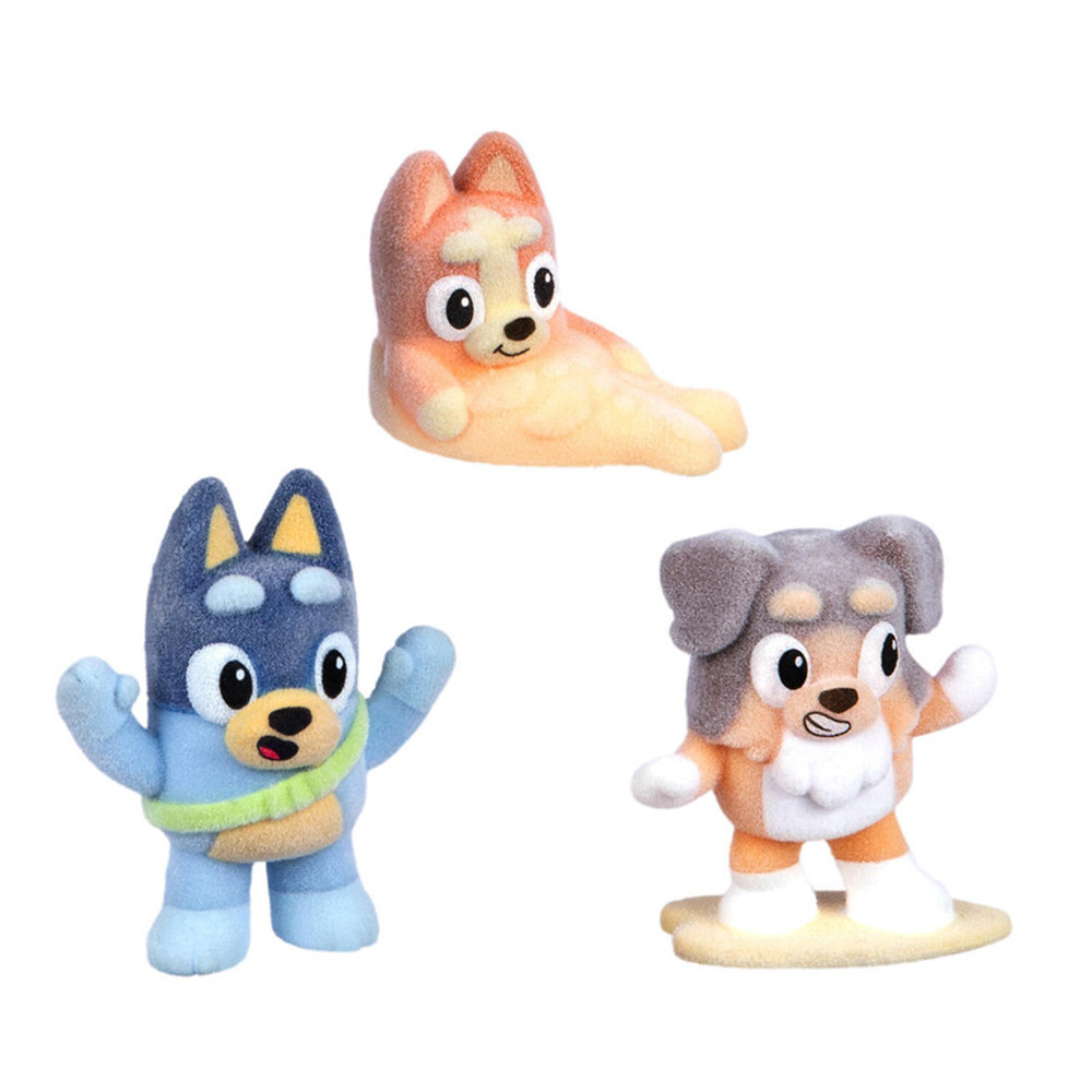 Bluey - Fuzzies Episode Pack Display Case And Figures - The Beach - 3 Pc Set