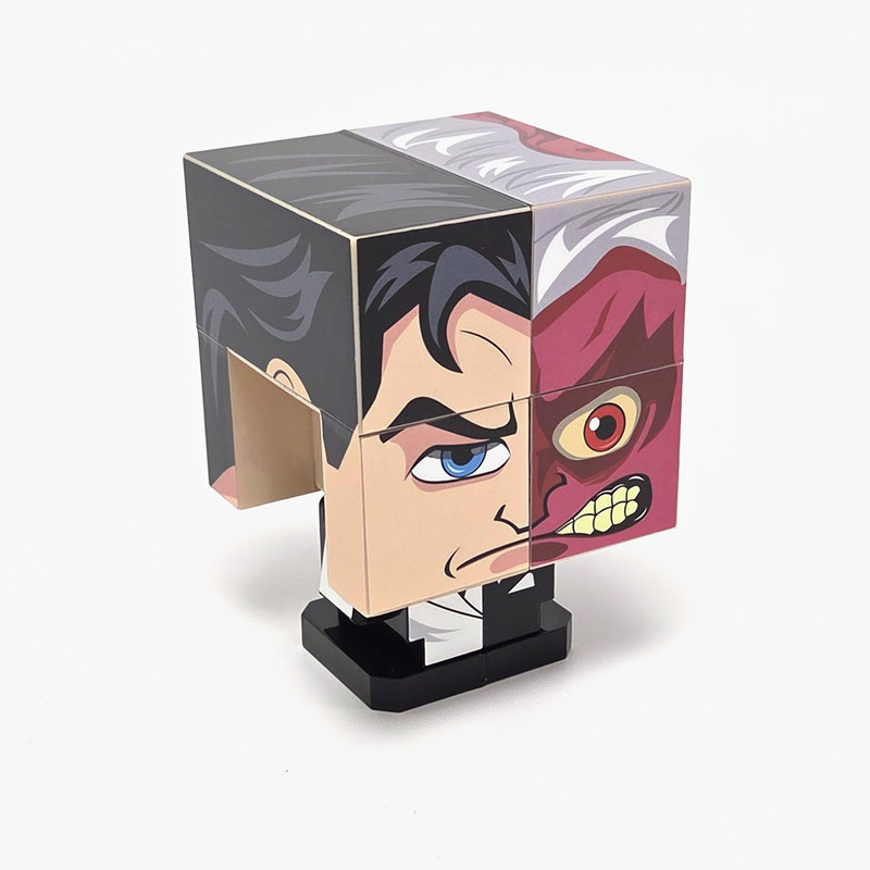 Qubi - Transformable Cube - DC Two-Face