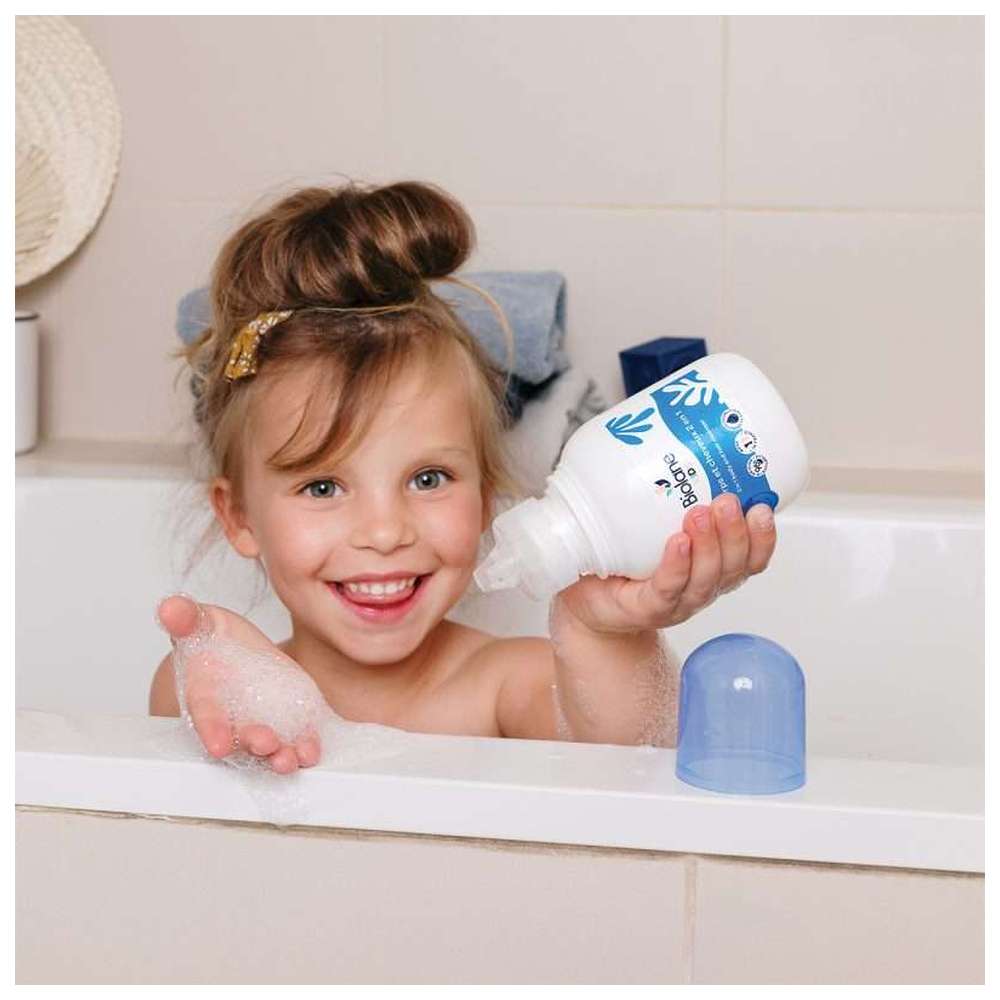 Biolane - 2-In-1 Body & Hair Cleanser - 250 ml