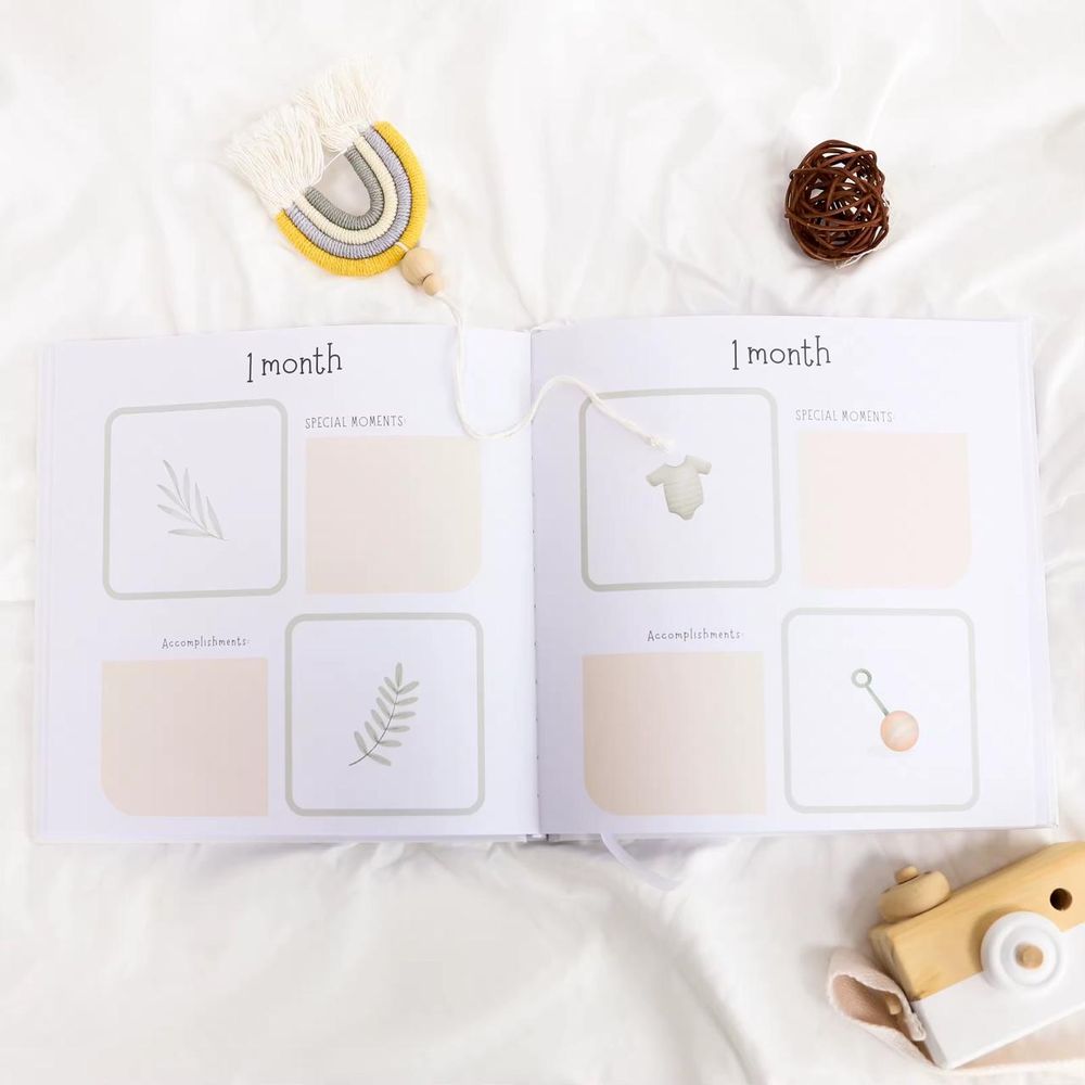 maxim - Newborn Baby Milestone Memory Book
