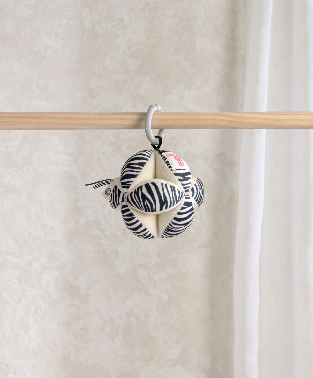 Mamas & Papas - Another Fox Clutch Ball - Black/White