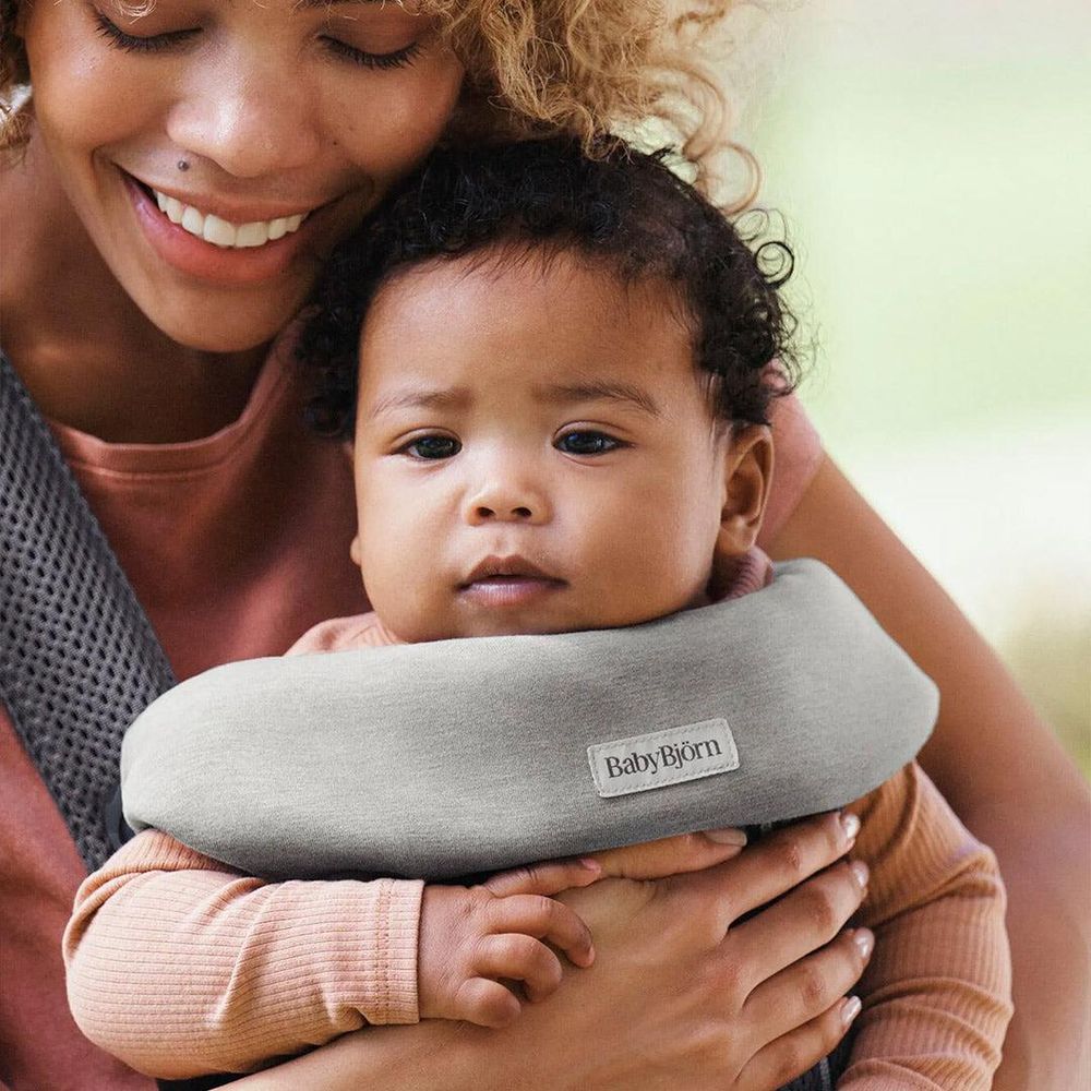 Babybjorn - Bib For Mini Baby Carrier - Light Grey