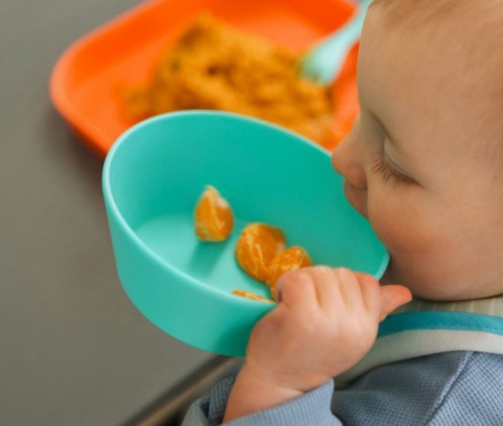 Nuby - Brights Toddler Feeding Bowls Set - Color May Vary - 2 Pcs