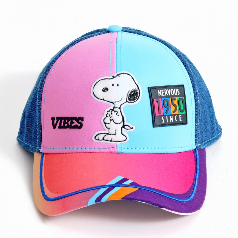 غطاء تروكير بيناتس Snoopy V4 المميز - متعدد الألوان