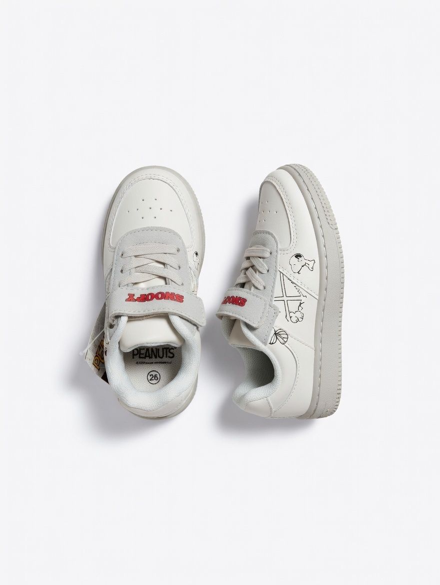 Peanuts Boy's Low Top Sneakers - White/Grey