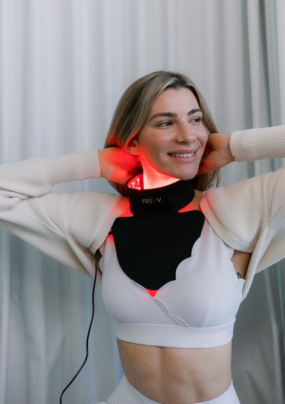 Rejuv - LED Light Neck & Chest Mask - Black